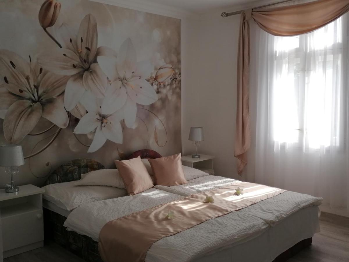 Villa Napsugar Balatonlelle Eksteriør billede