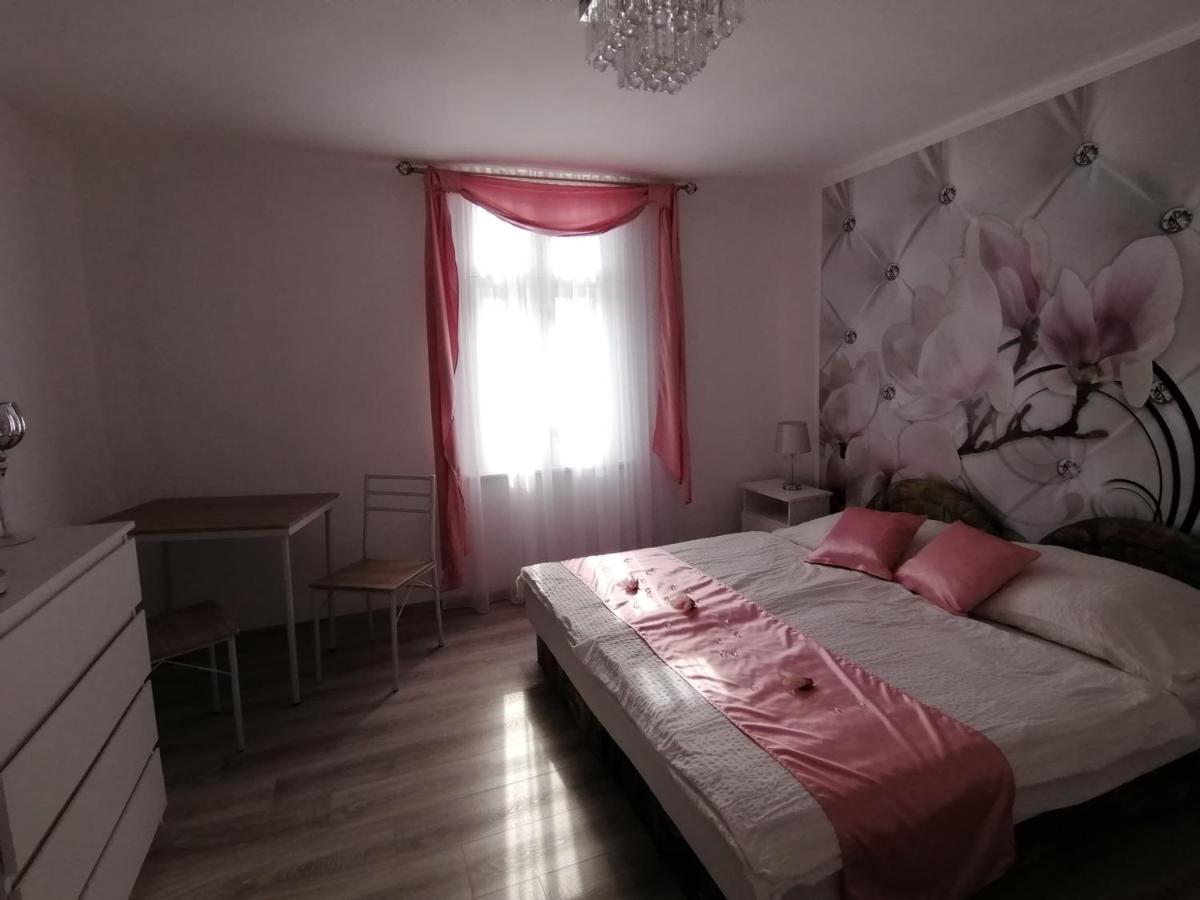 Villa Napsugar Balatonlelle Eksteriør billede